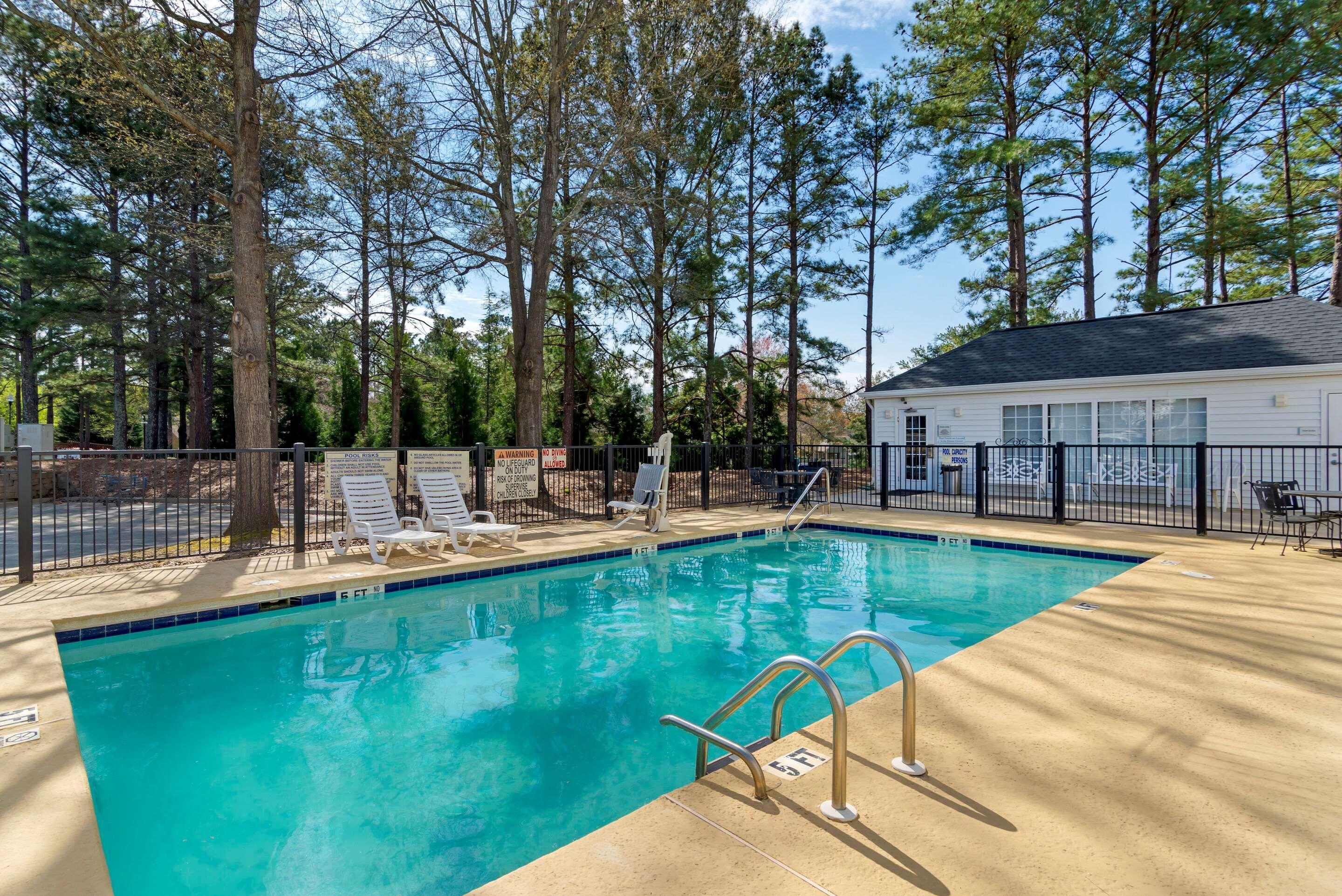 Quality Inn Newnan Exterior photo